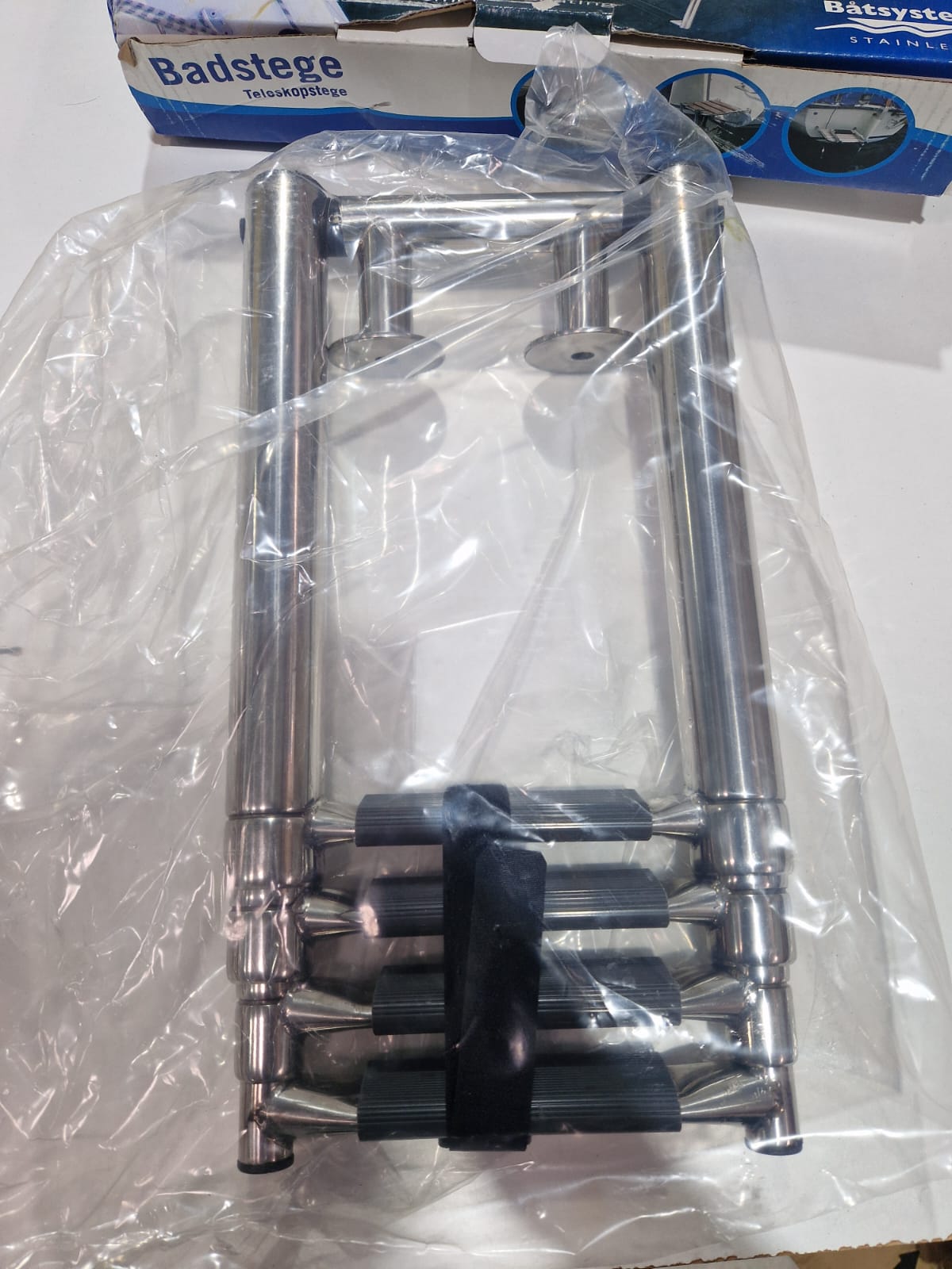 Båtsystem BT72 ujumisredel