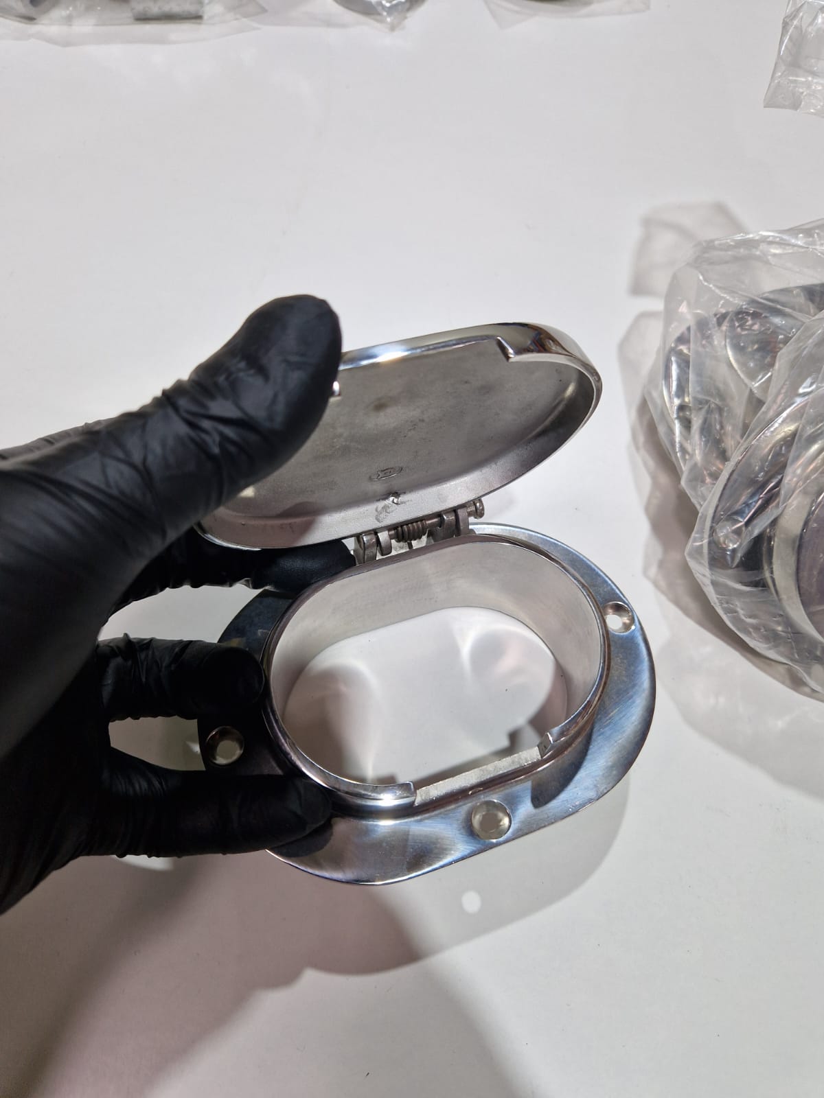 Nerūsējošā tērauda ventilācijas atvere – attēls 2