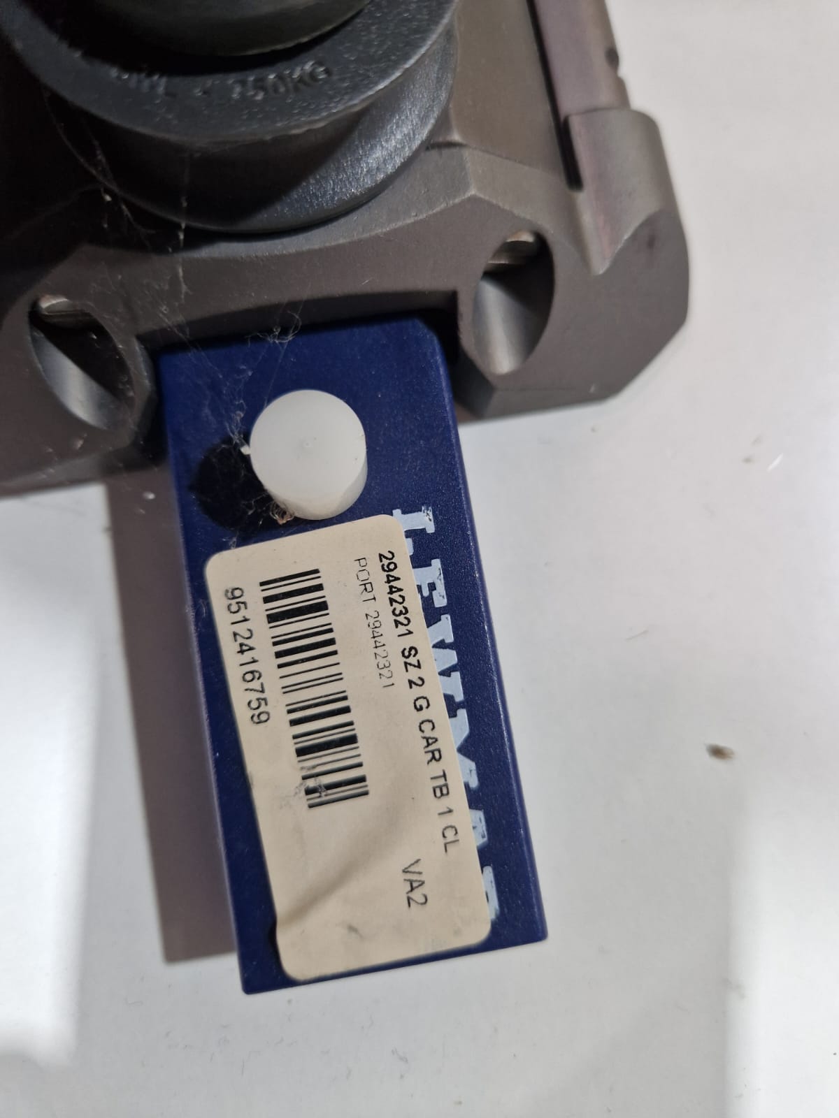 Lewmar SZ2 endstop 1 CL BKT