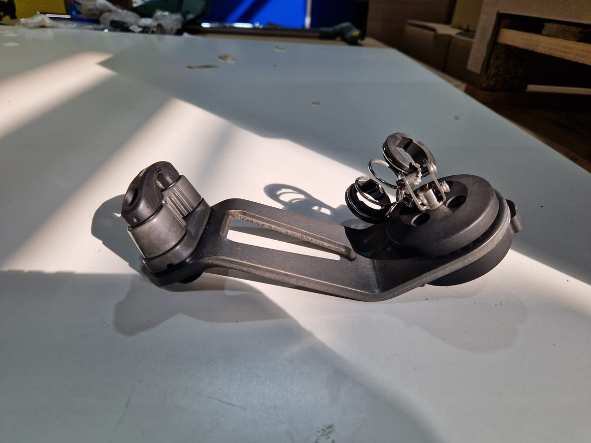 Lewmar MK2 pöörlev cam-alus 60/80 mm