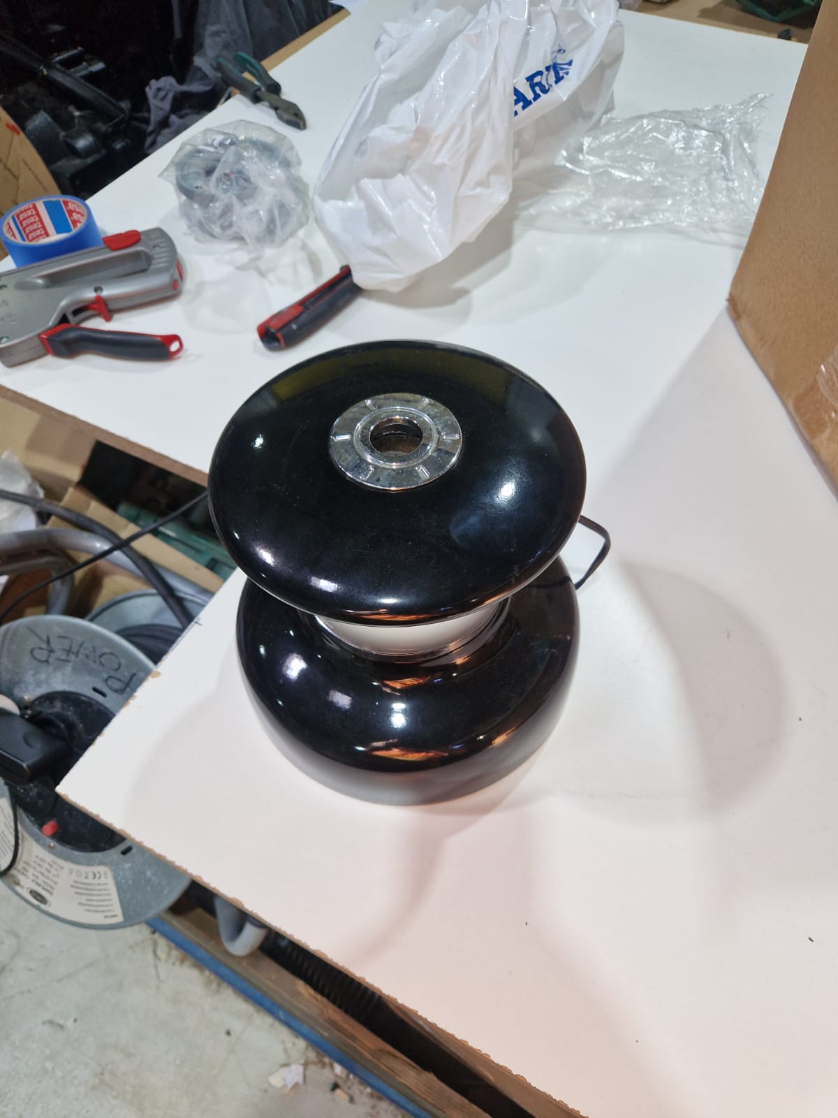Vintsikujuline lamp 220 mm